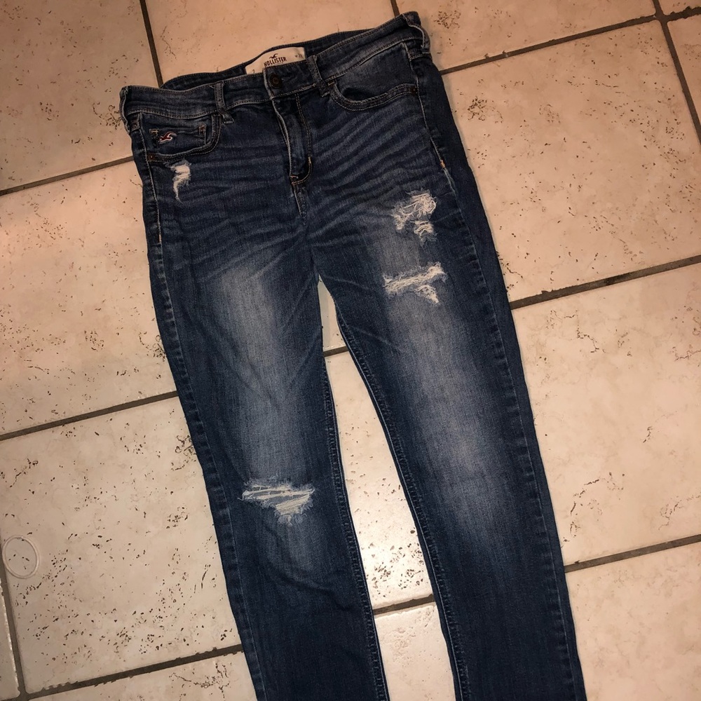 Hollister Distressed Ripped Skinny Jeans